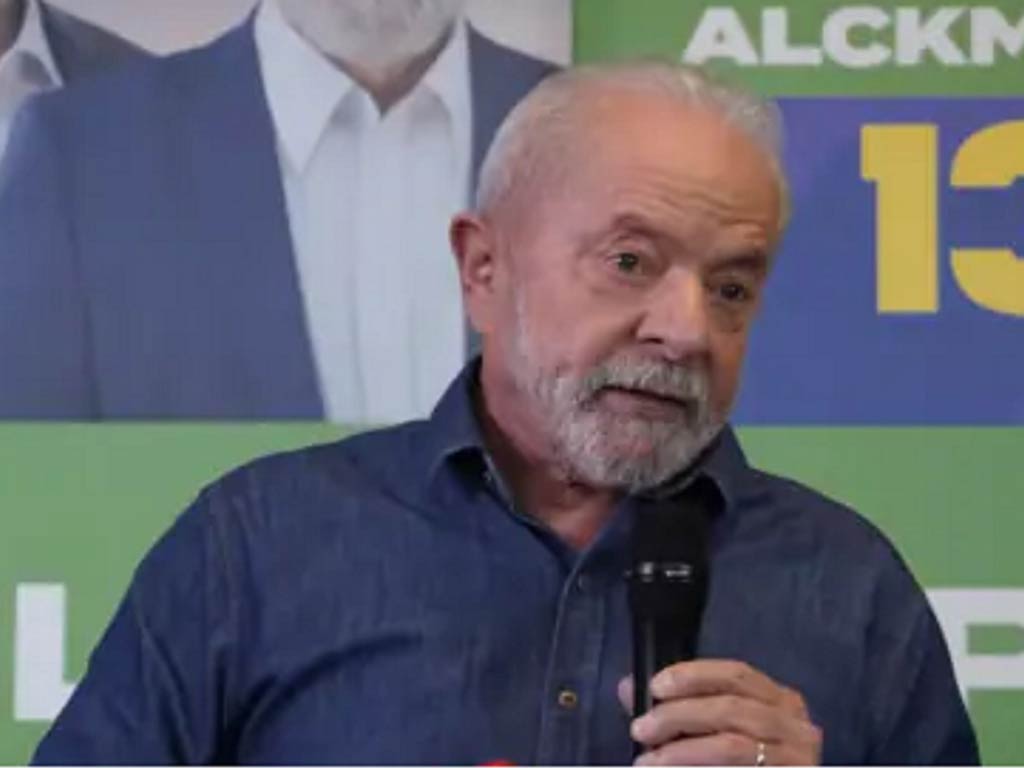 Lula llama a la tranquilidad en Brasil tras amenaza terrorista