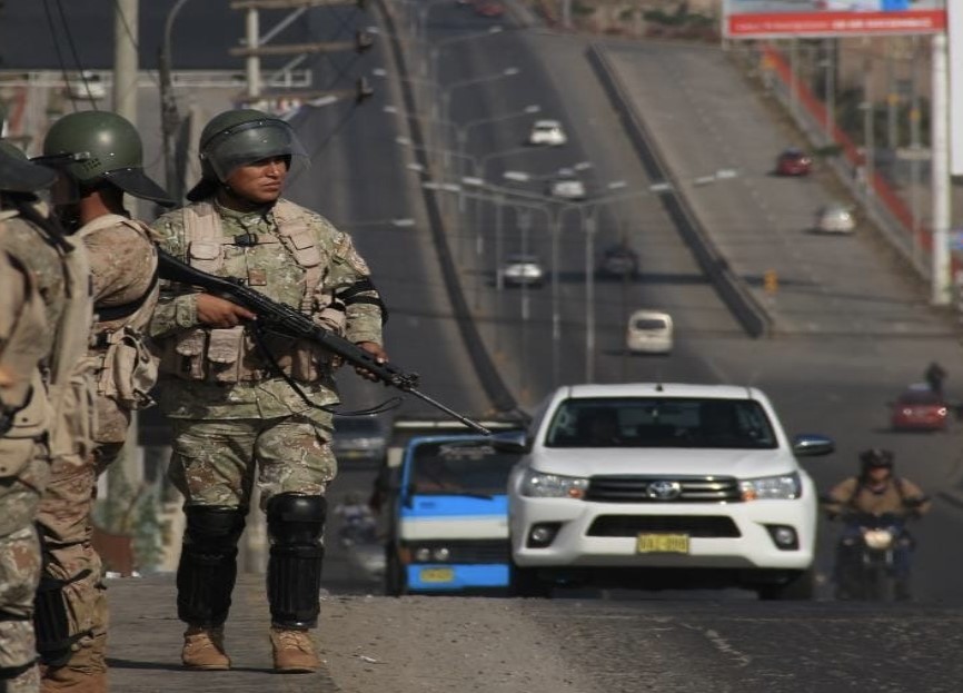 Estados Unidos incitó al golpe en Perú